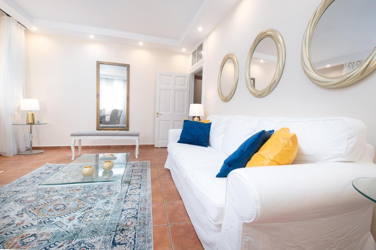 Old Town Gem - Elegant Guilford Apartment Corfu  외부 사진